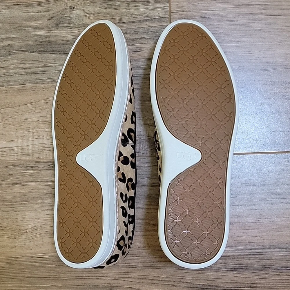 UGG leopard print pony hair flats, size US 7.5 - Picture 9 of 12